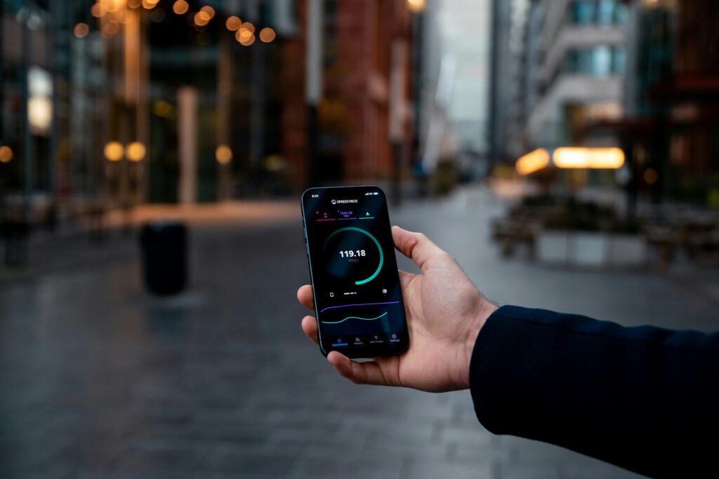 Digitale Prüfdokumentation nach DGUV V3 mit IoT und KI